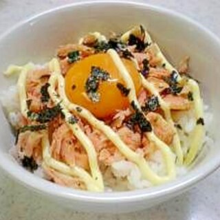 鮭フレーク丼